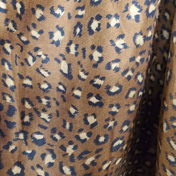 Cheetah Leopard Print Racerback Tank Top - Picture 4 of 7